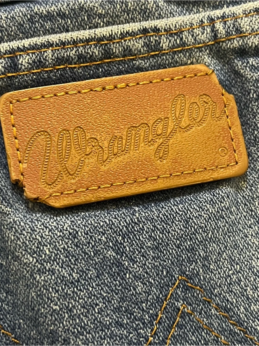 Vintage Wrangler USA Made High Rise Relaxed Straight Jeans 36x32